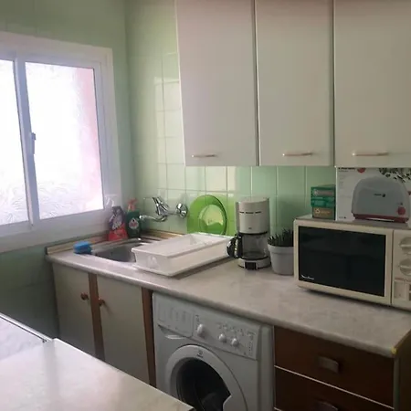 Apartment 3 Bedroom *